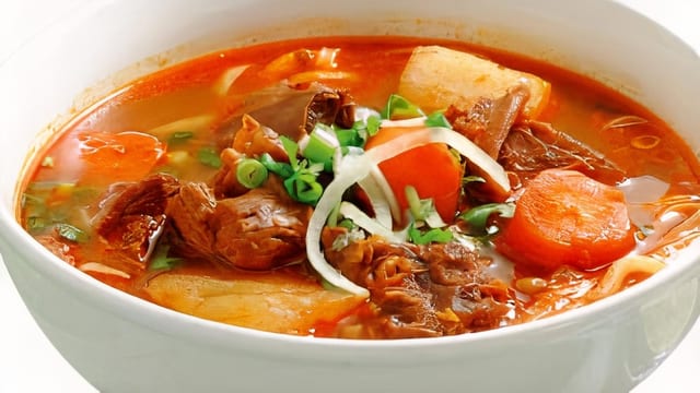 M3. Beef Stew Noodle Soup.