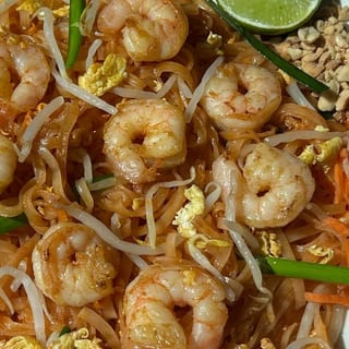 M15. Shrimp Pad Thai